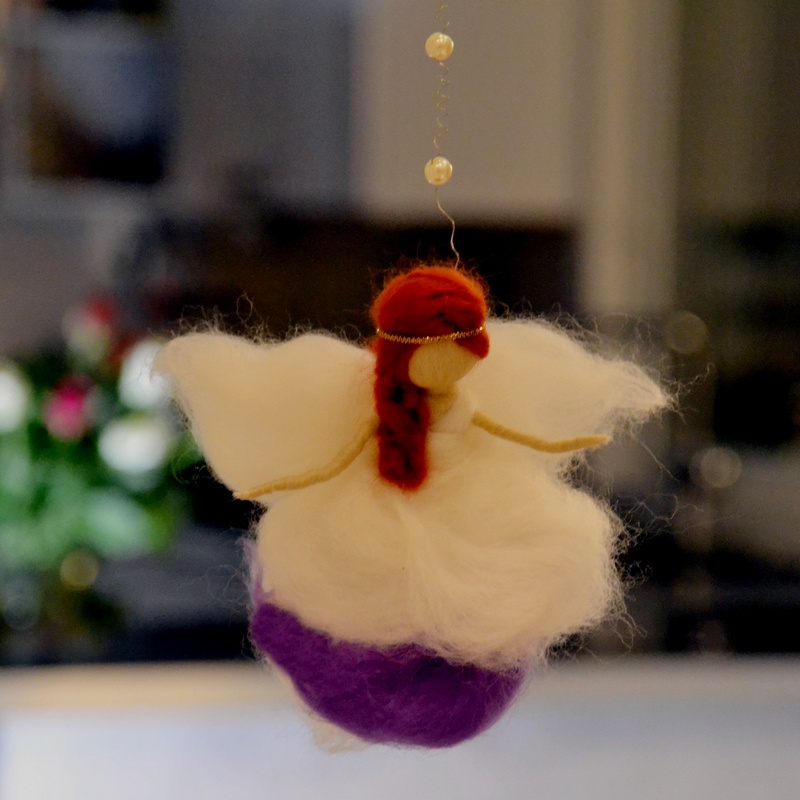 Enkeli (Valkoinen/Tummanlila)