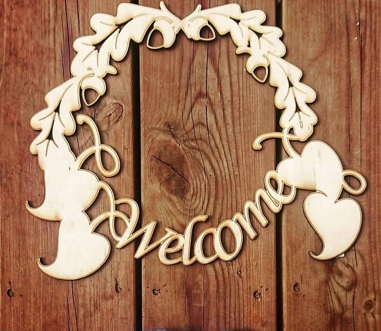 Kranssit ja ovikoristeet, koivuvaneri (VI)