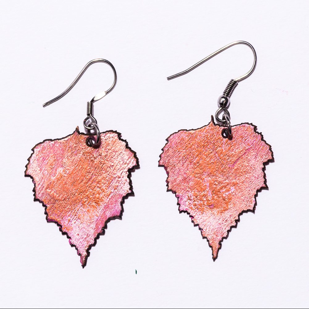 Koivunlehti -korvakorut v.pun/pronssi